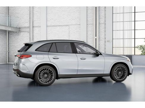 New 2026 Mercedes-Benz GLC 300 image 18