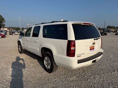 Used 2013 Chevrolet Suburban LT AWD/4WD image 26