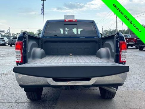 Used 2024 RAM 2500 Tradesman w/ Chrome Appearance Group AWD/4WD image 37