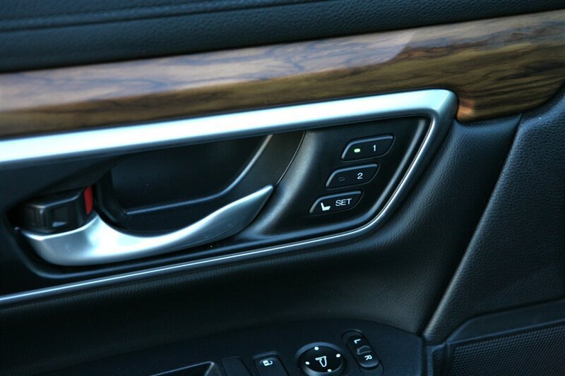 Used 2021 Honda CR-V EX-L image 10