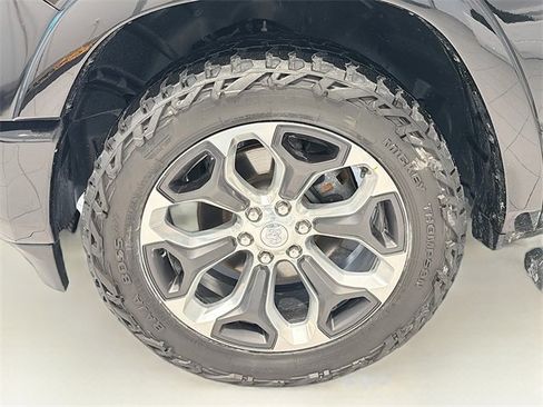 Used 2022 RAM 1500 Limited w/ Body Color Bumper Group image 25