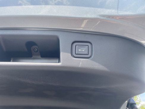 Certified 2024 Honda Prologue Touring image 25