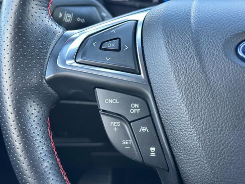 Certified 2022 Ford Edge ST-Line image 20