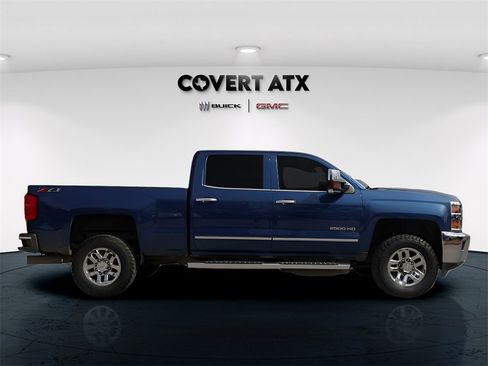 Used 2019 Chevrolet Silverado 2500 LTZ w/ Duramax Plus Package image 8