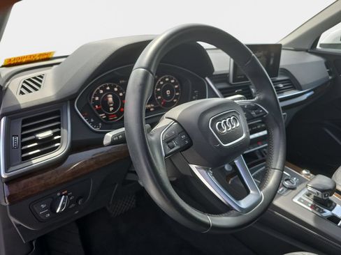 Used 2020 Audi Q5 Premium Plus w/ Premium Plus Package AWD/4WD image 25