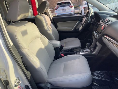 Used 2018 Subaru Forester 2.5i Limited image 17