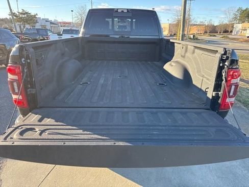 Used 2022 RAM 3500 Laramie image 15
