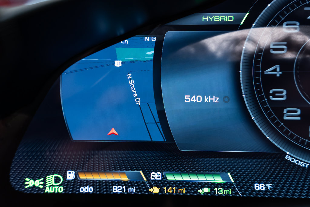 Certified 2022 Ferrari SF90 Spider AWD/4WD image 31