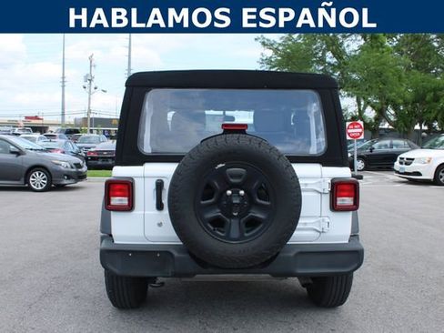 Used 2024 Jeep Wrangler Sport AWD/4WD image 4