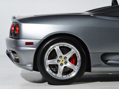 Used 2004 Ferrari 360 Spider RWD image 18