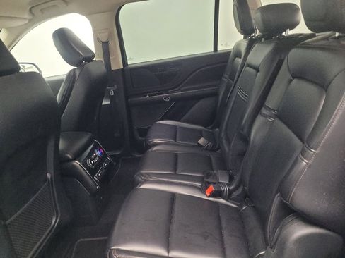 Used 2021 Lincoln Aviator 2WD image 18