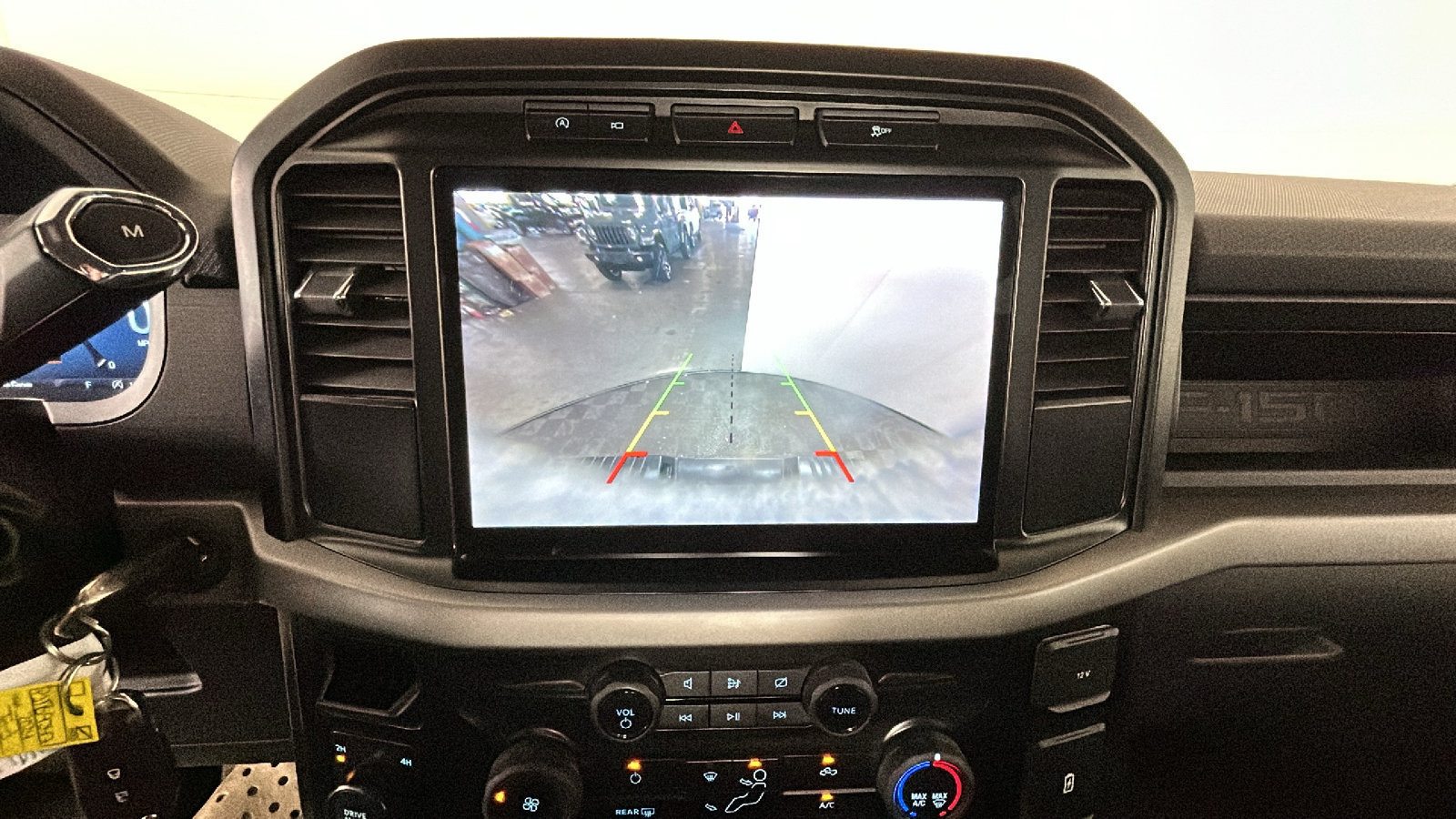 Used 2024 Ford F150 XL w/ Equipment Group 103A High AWD/4WD image 27
