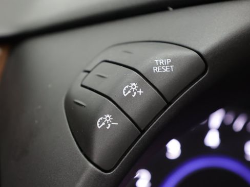 Used 2018 INFINITI QX80 4WD w/ Driver Assistance Package image 28