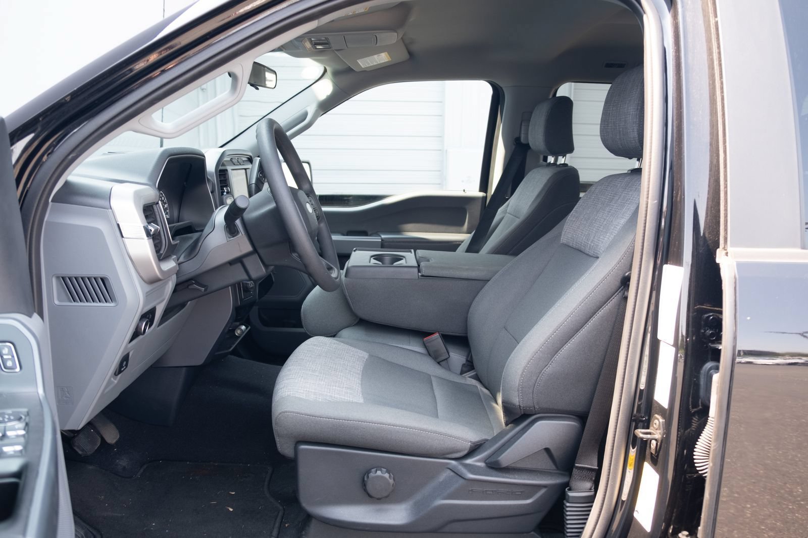 Used 2023 Ford F150 XLT w/ XTR Package AWD/4WD image 9