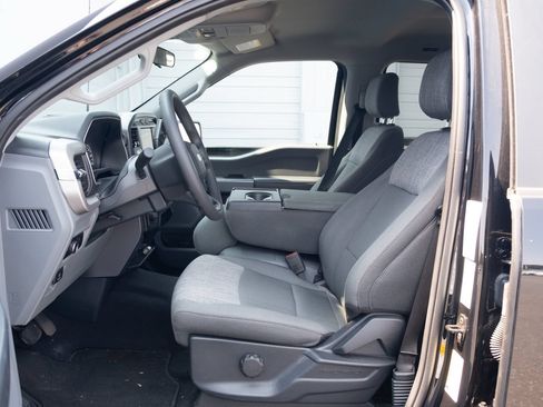 Used 2023 Ford F150 XLT w/ XTR Package AWD/4WD image 9