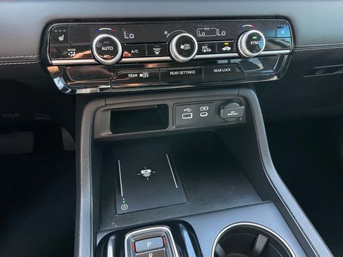 Certified 2025 Honda Pilot EX-L image 19