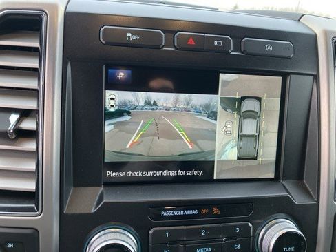 Used 2019 Ford F150 Platinum w/ Equipment Group 701A Luxury image 19