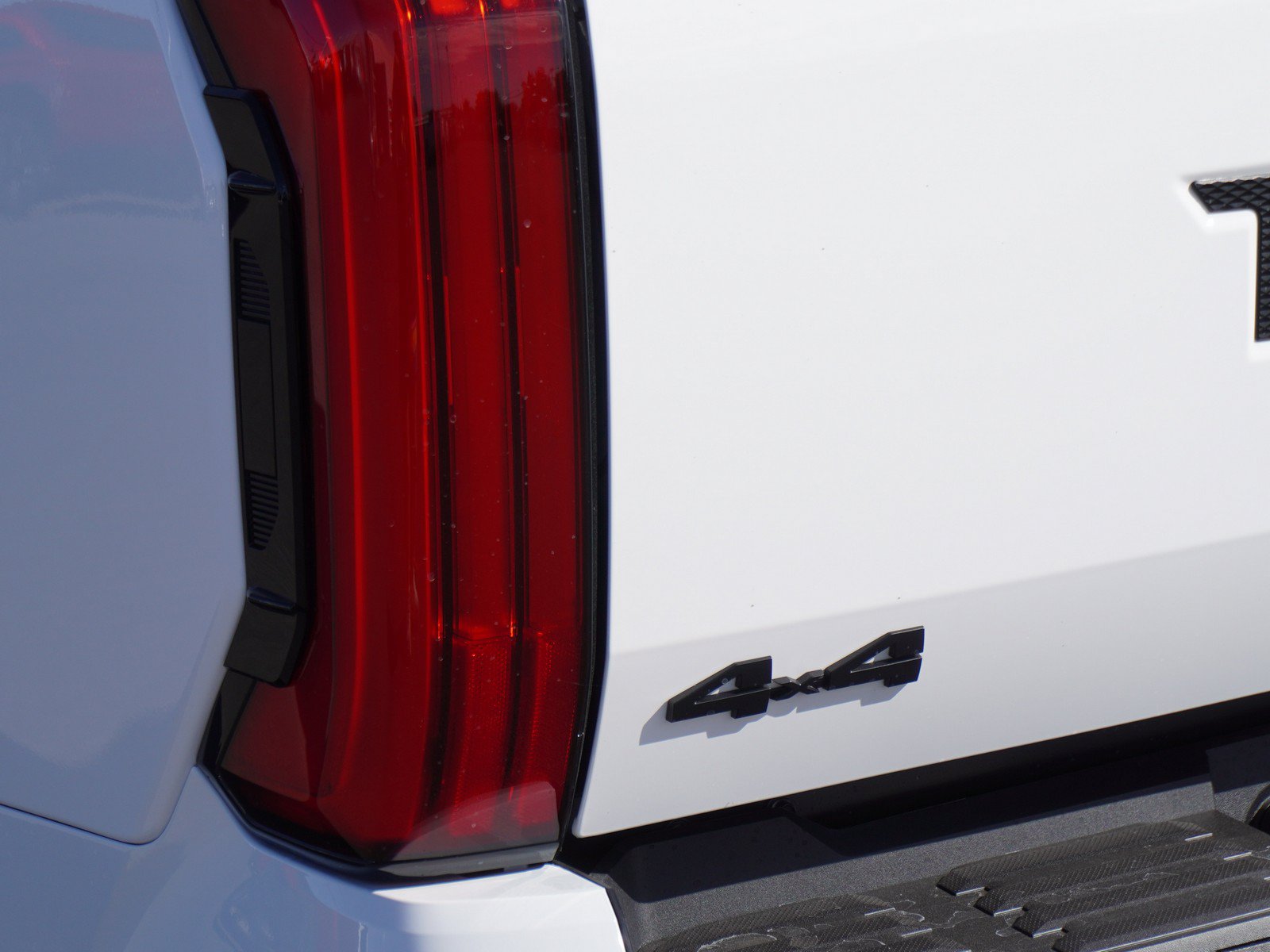 New 2026 Toyota Tundra SR5 w/ TRD Off-Road Package AWD/4WD image 9