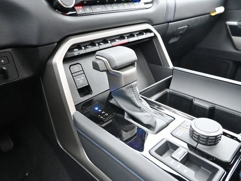 New 2026 Toyota Tundra Platinum AWD/4WD image 24