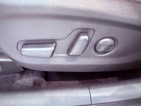 Used 2020 Hyundai Tucson Value FWD image 19