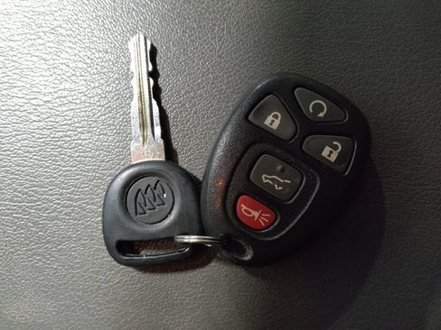 Used 2017 Buick Enclave Leather image 32