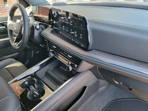 New 2025 Chevrolet Tahoe Premier w/ Sun And Tow Package image 18