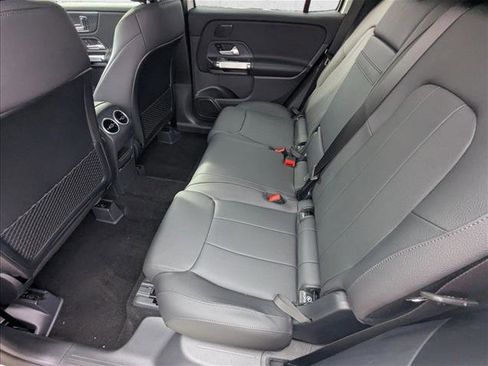New 2026 Mercedes-Benz GLB 250 image 14