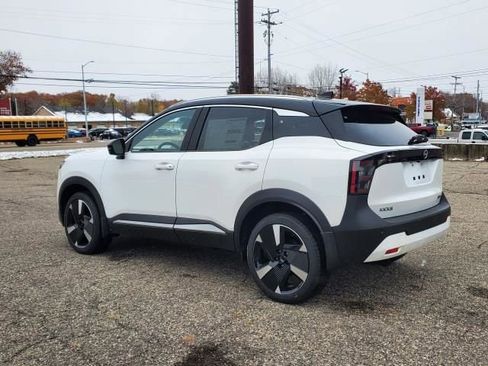 New 2026 Nissan Kicks SR w/ SR Premium Package image 3