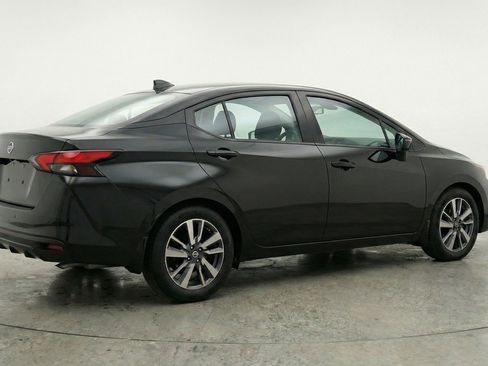 Used 2025 Nissan Versa SV FWD image 9