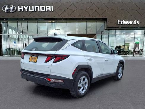 Certified 2023 Hyundai Tucson SE image 8