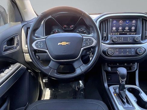 Used 2022 Chevrolet Colorado LT RWD image 5