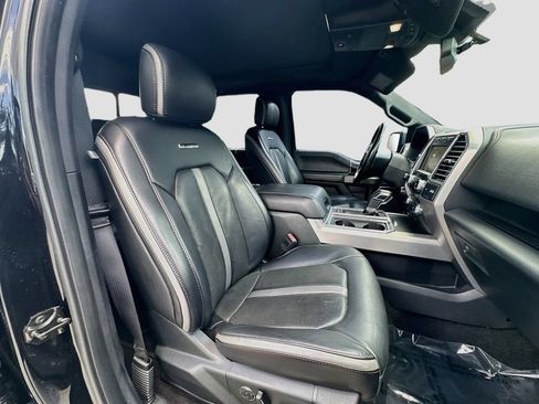 Used 2019 Ford F150 Platinum w/ Equipment Group 701A Luxury AWD/4WD image 31