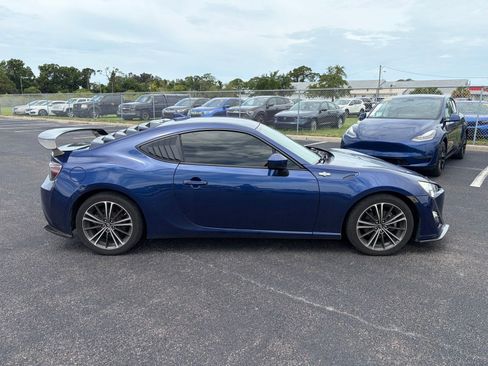 Used 2016 Scion FR-S RWD image 8