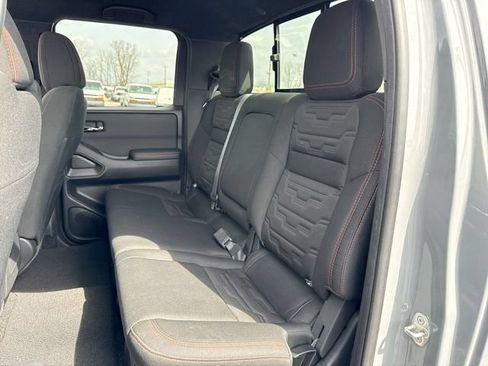 Used 2023 Nissan Frontier Pro-X w/ Tow Package RWD image 23