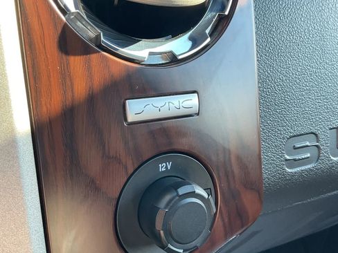 Used 2016 Ford F250 Lariat image 35