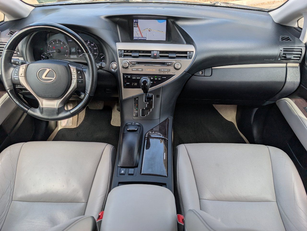 Used 2013 Lexus RX 350 FWD w/ Navigation Pkg image 4