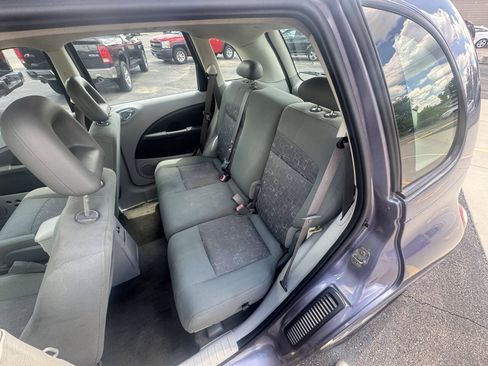 Used 2007 Chrysler PT Cruiser FWD image 24