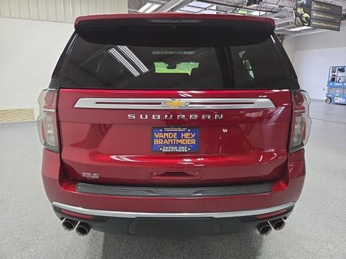 Used 2024 Chevrolet Suburban High Country AWD/4WD image 6