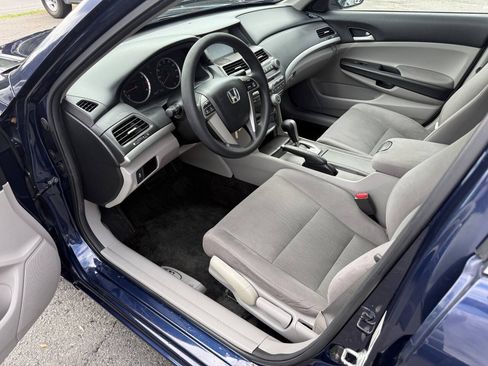 Used 2012 Honda Accord LX image 8