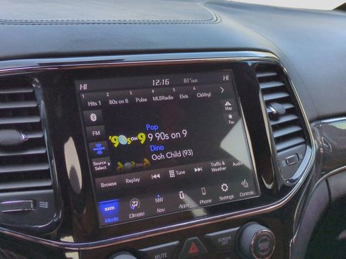 Used 2021 Jeep Grand Cherokee SRT image 33