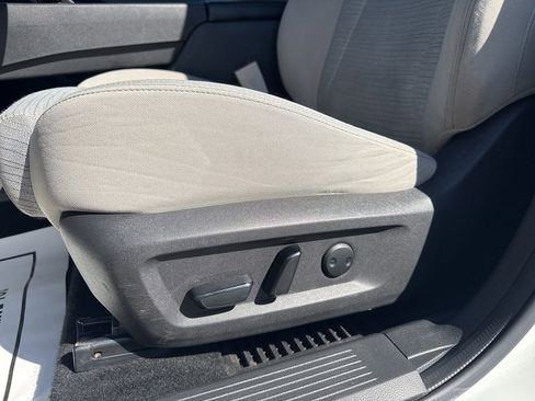 Used 2023 Nissan Rogue SV image 17