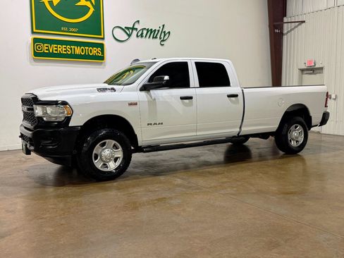 Used 2022 RAM 2500 Tradesman AWD/4WD image 3