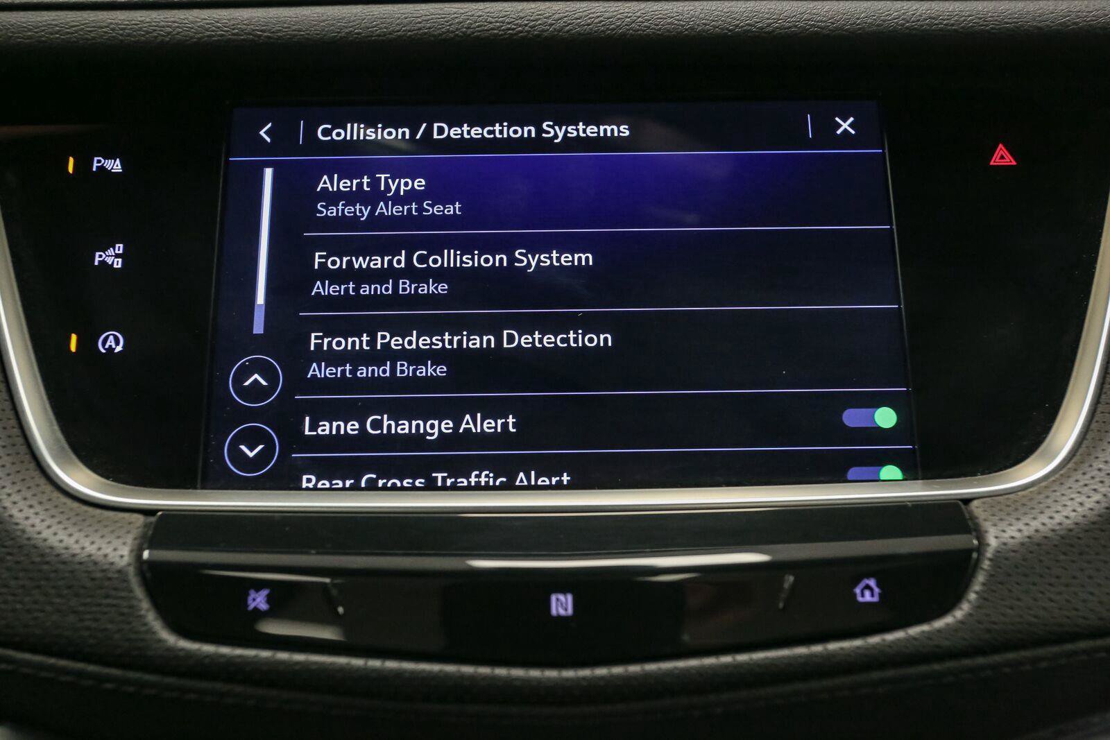 Used 2021 Cadillac XT5 Premium Luxury AWD/4WD image 32