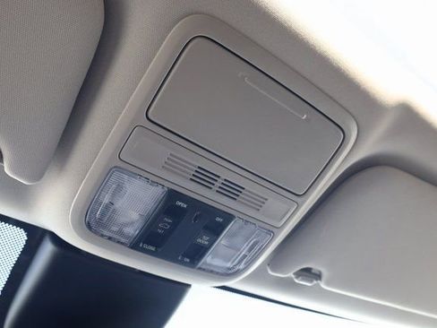 New 2026 Honda Odyssey Touring image 26