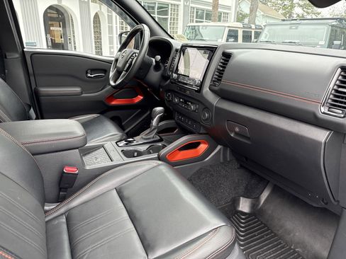 Used 2024 Nissan Frontier PRO-4X w/ Pro Premium Package image 22