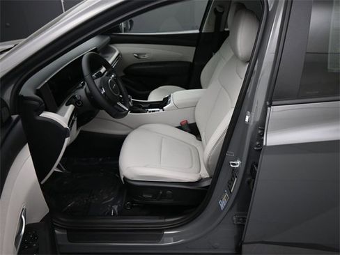 New 2026 Hyundai Tucson SEL image 11