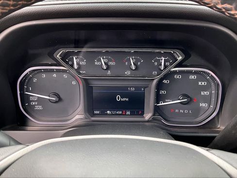 Used 2021 GMC Sierra 1500 AT4 w/ AT4 Premium Package AWD/4WD image 22