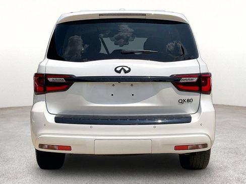 Used 2018 INFINITI QX80 2WD w/ Driver Assistance Package image 5