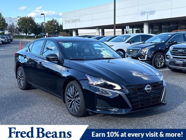 New 2026 Nissan Altima 2.5 SV FWD image 1
