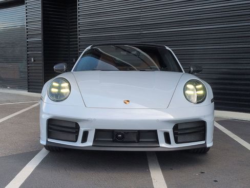 Certified 2025 Porsche 911 Carrera S image 6